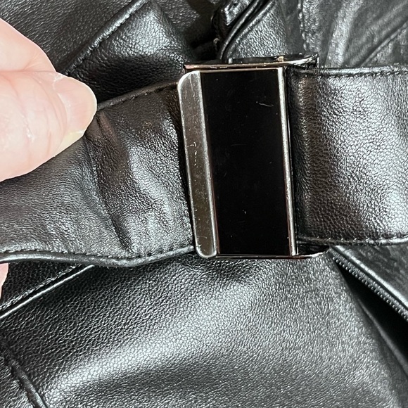 Bebe Butter Soft Black Genuine Leather Straight Skirt size 8-10, 30" waist Y2K - Picture 11 of 15